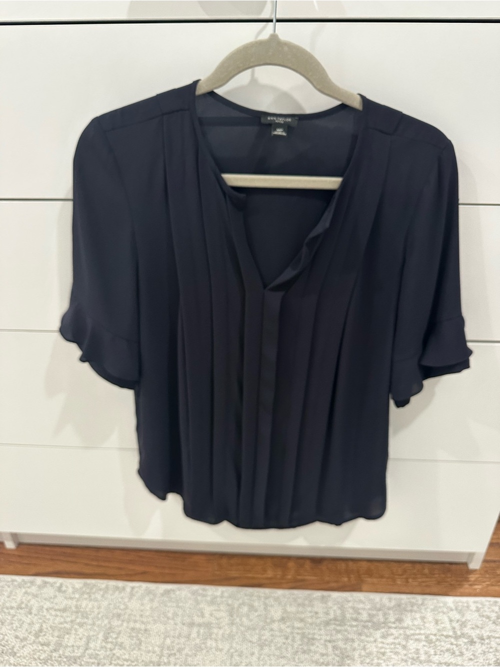 Ann Taylor Navy Pleated V-Neck Short Sleeve Blouse Size MP